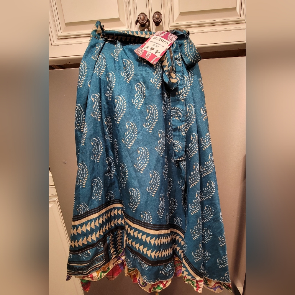 Darn Good Yarn reversible Skirt